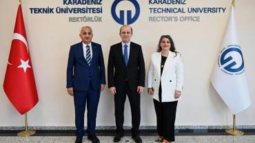 TURAN ÜLKÜSÜ'NDEN KTÜ'YE ZİYARET